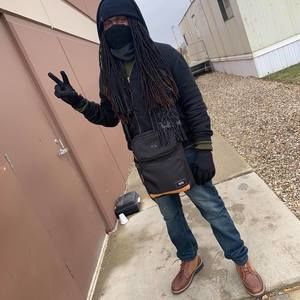 Meet your Posher, Larry